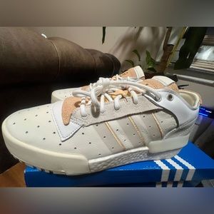 Adidas Rivalry RM Low